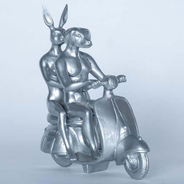 Happy Mini Vespa Riders (silver)